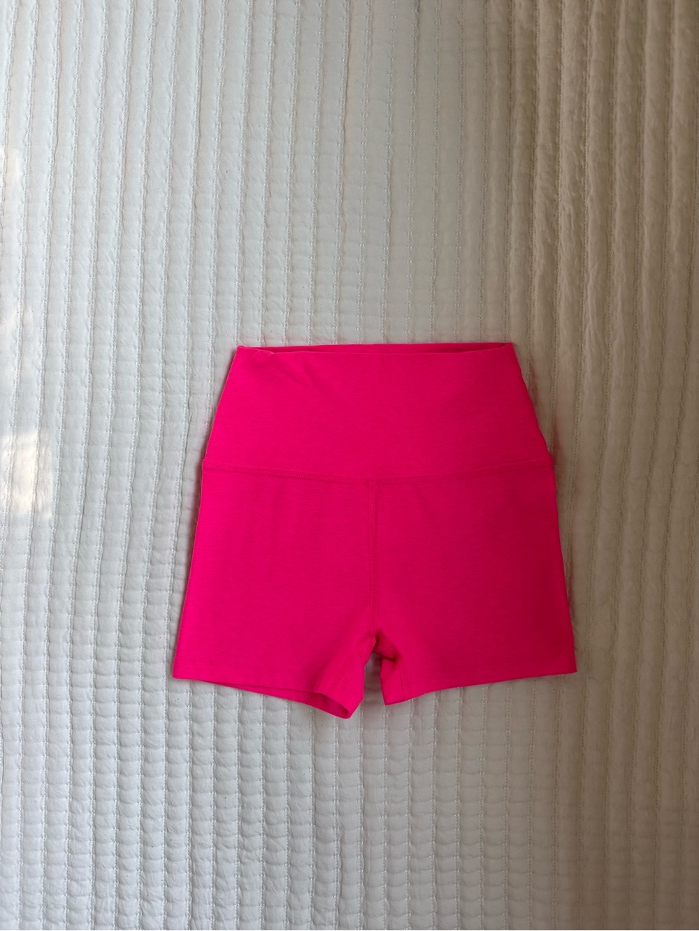 Beyond Yoga High-Waist Hot Pink Bike Shorts 3”